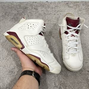 Nike Air Jordan Retro 6 Maroon Mens/Youth Size 6.5 Y 2015 Model 836342-115